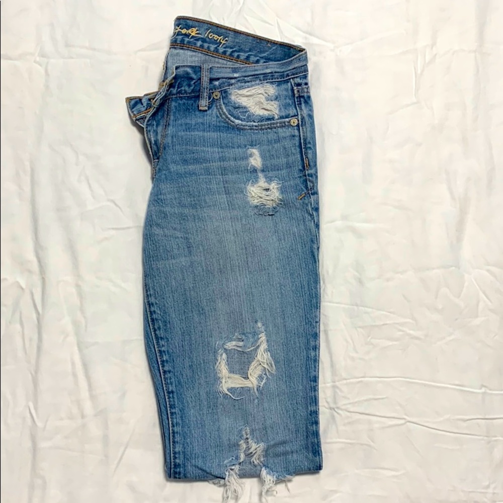 Ruehl distressed jeans